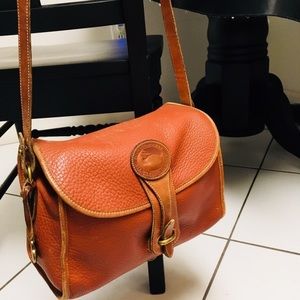 Dooney & Bourke bag